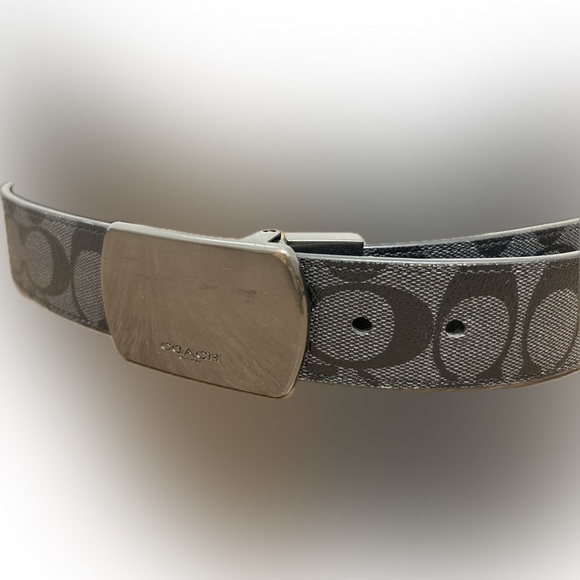 𝐄𝐔𝐂 𝐂𝐎𝐀𝐂𝐇 𝐑𝐞𝐯𝐞𝐫𝐬𝐢𝐛𝐥𝐞 𝐁𝐥𝐚𝐜𝐤 𝐋𝐞𝐚𝐭𝐡𝐞𝐫 𝐁𝐞𝐥𝐭 - Picture 3 of 16